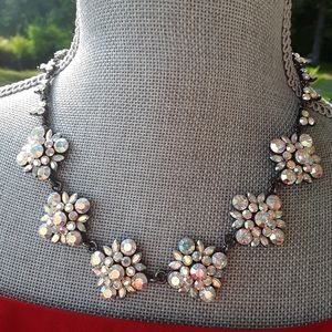 AMAZING AURORA BOREALIS STATEMENT NECKLACE